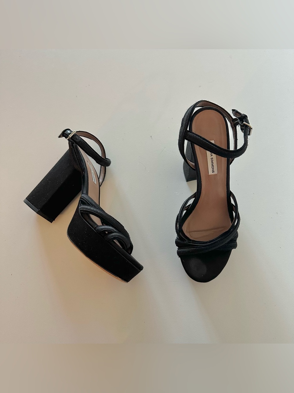 READ Tabitha Simmons Chunky Platform Black Sandals Heels Satin 38 US 8

Large sc
